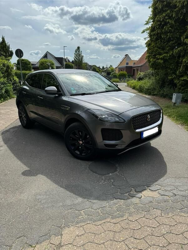 Grau Gebraucht 2019 Jaguar E-Pace S SUV | 21.150 € (Superpreis) - Bild 1/4