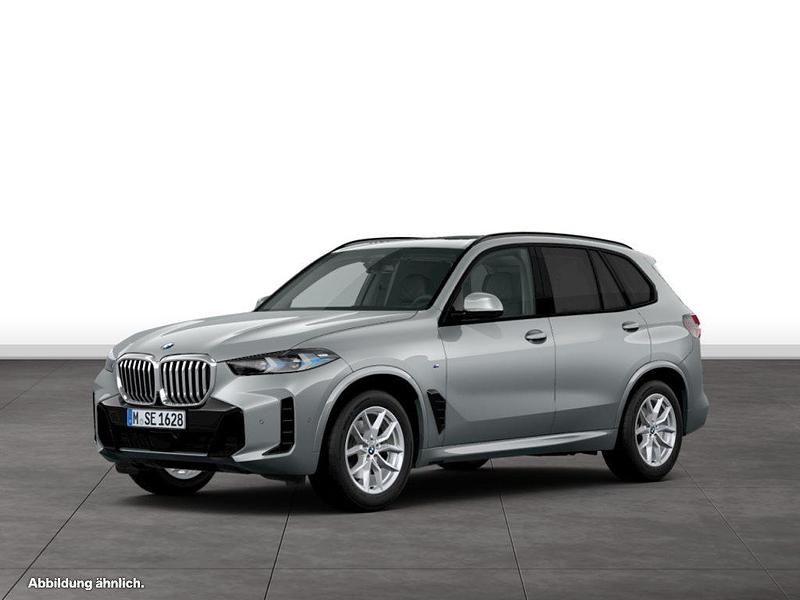 Grau Gebraucht 2025 BMW X5 M Sport SUV | 89.360 € (Teuer) - Bild 1/1