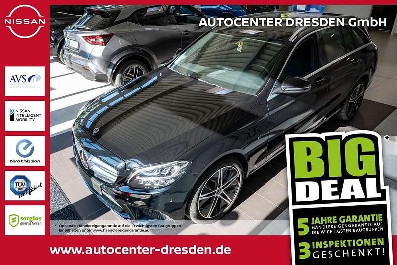 Schwarz unilack Gebraucht 2020 Mercedes C300e Avantgarde Kombi | 24.980 € (Guter Preis) - Bild 1/4