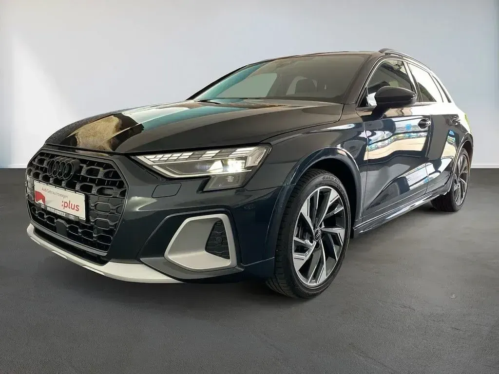 Gebraucht Audi A3 Business 150 PS (110 kW) 2025 Manhattangrau metallic Limousine