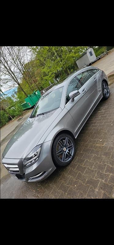 Gebraucht Mercedes CLS350 265 PS (194 kW) 2013 Grau Kombi