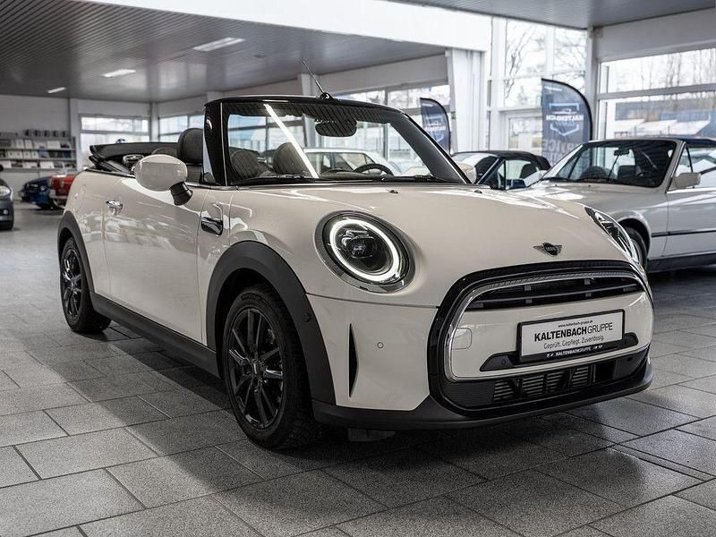 Gebraucht Mini One Cabriolet Classic 102 PS (75 kW) 2022 Grau Cabrio
