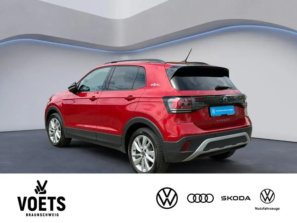 Gebraucht VW T-Cross Goal 116 PS (85 kW) 2025 Kings red metallic SUV
