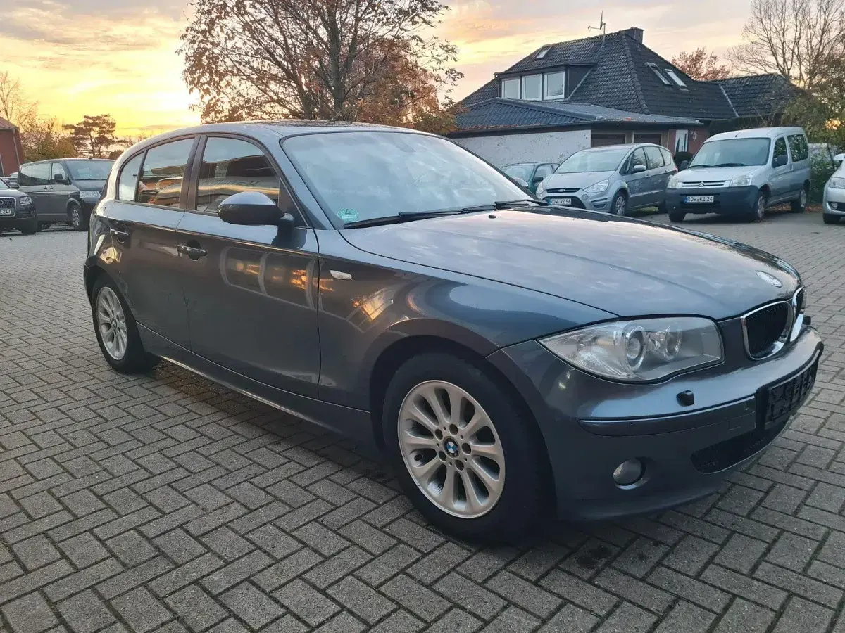 Occasion BMW 120 Advantage 150 ch (110 kW) 2006 Gris Citadine