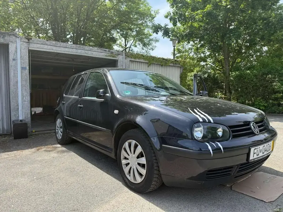 Gebraucht VW Golf IV 105 PS (77 kW) 2001 Limousine