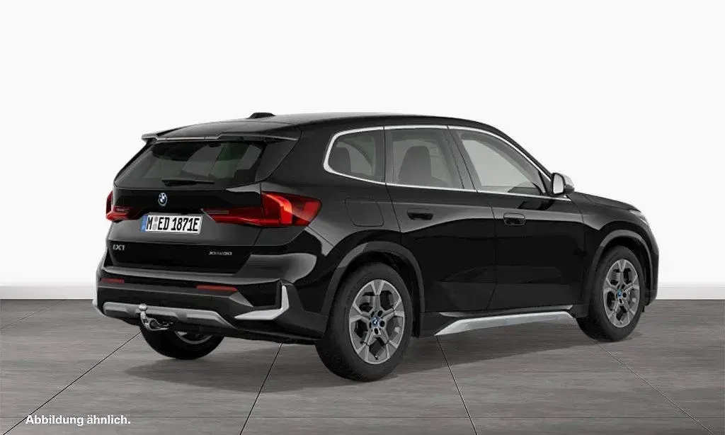 Gebraucht BMW iX1 Performance 200 kW (272 PS) 2023 Schwarz SUV