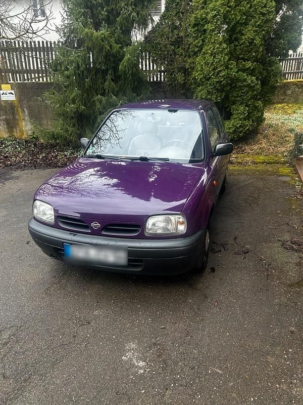 Gebraucht Nissan Micra 54 PS (39 kW) 1997 Violet Kleinwagen