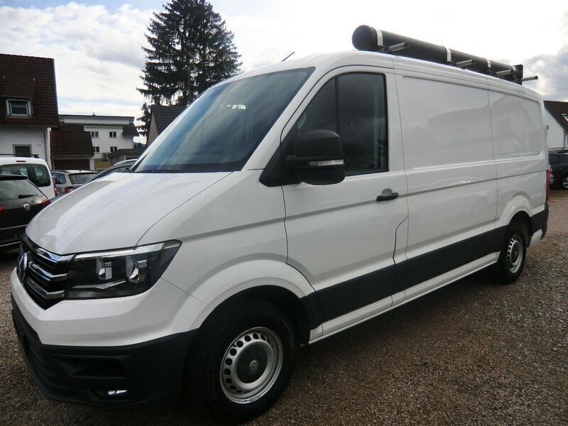 Weiß Gebraucht 2017 VW Crafter Trendline Van | 18.400 € (Etwas zu teuer) - Bild 1/4