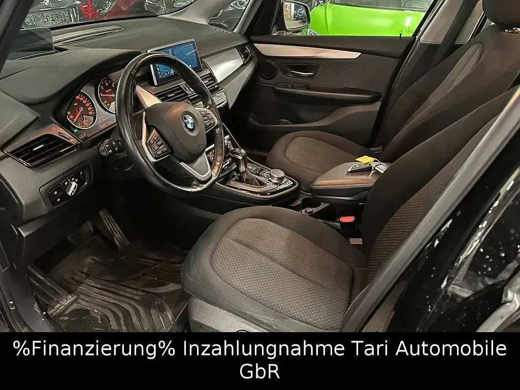 Gebraucht BMW 220 Active Tourer 190 PS (139 kW) 2017 Schwarz Van / Kleinbus