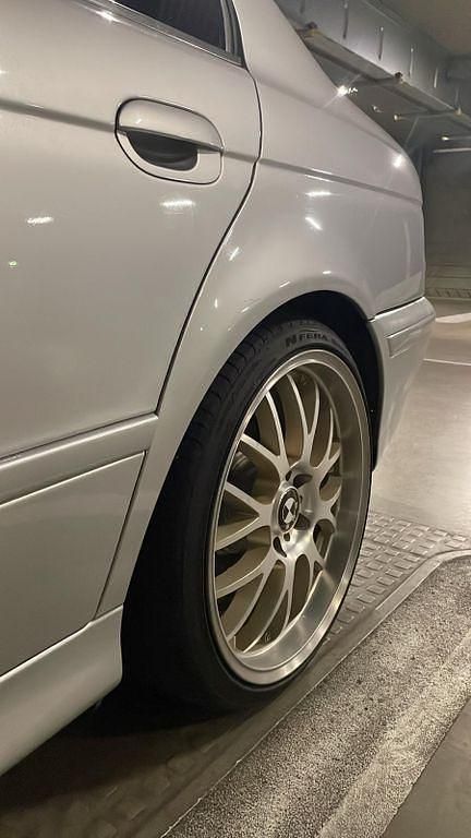 Gebraucht BMW 520 Performance 170 PS (125 kW) 2002 Silber Limousine