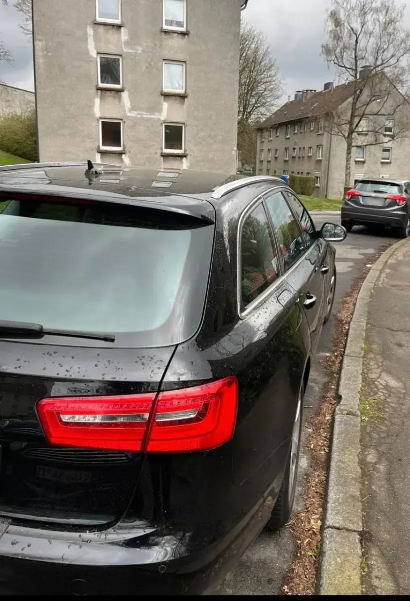 Gebraucht Audi A6 204 PS (150 kW) 2012 Schwarz Kombi