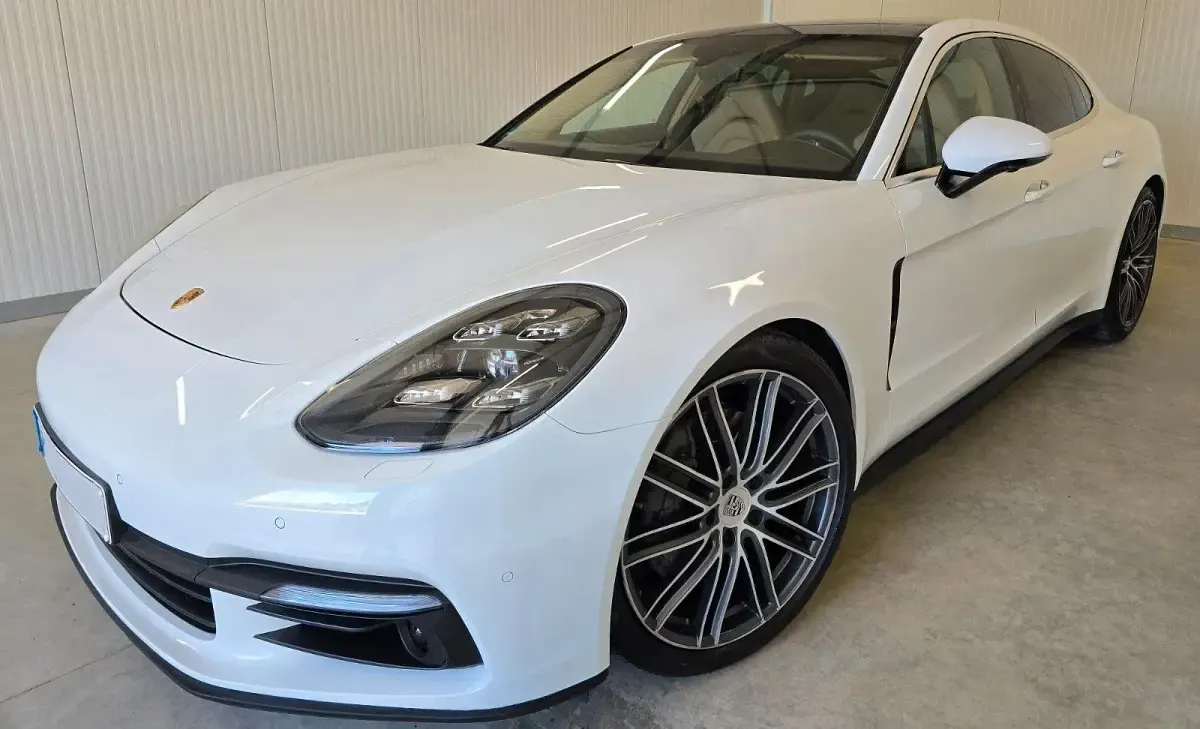 Second-hand Porsche Panamera 441 CP (324 kW) 2017 Alb Berlinǎ