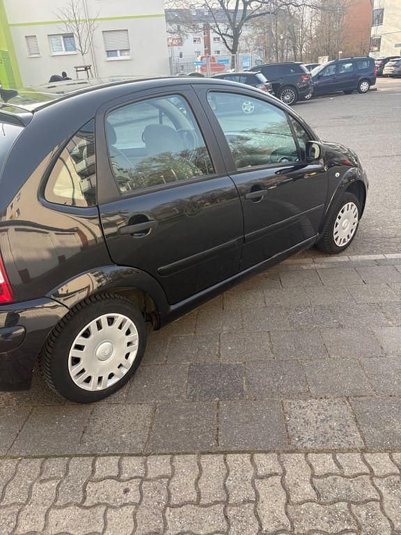 Gebraucht Citroën C3 Exclusive 73 PS (53 kW) 2005 Schwarz Limousine