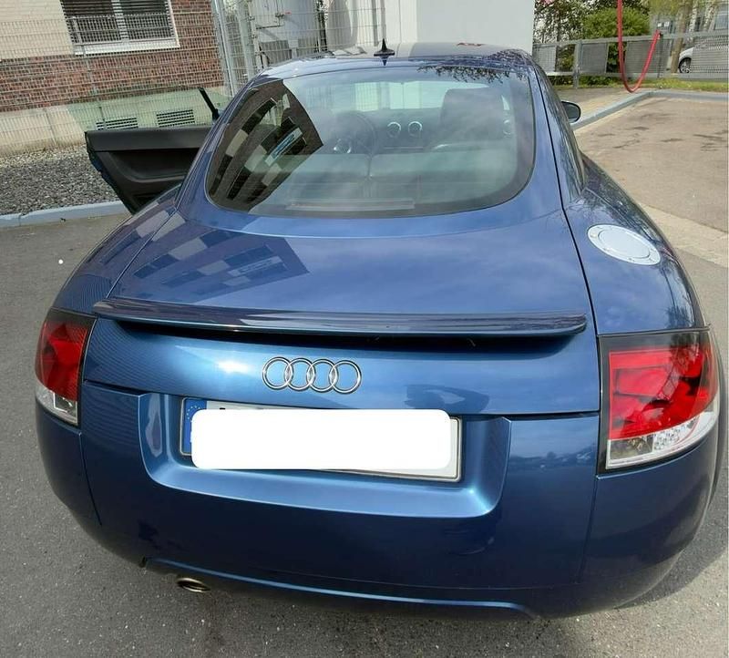 Second-hand Audi TT 150 CP (110 kW) 2005 Albastru Coupe