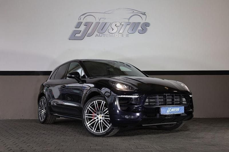 Tiefschwarz Gebraucht 2016 Porsche Macan GTS SUV | 38.900 € (Guter Preis) - Bild 1/4