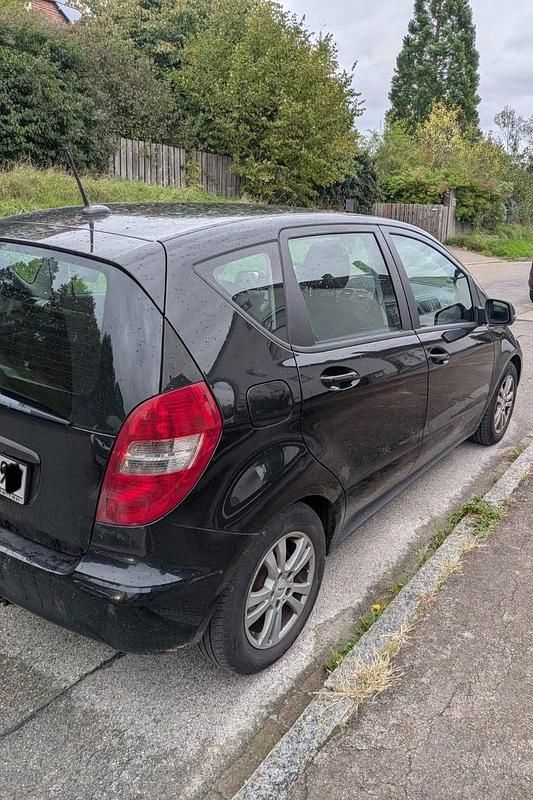 Gebraucht Mercedes A160 82 PS (60 kW) 2011 Schwarz Limousine
