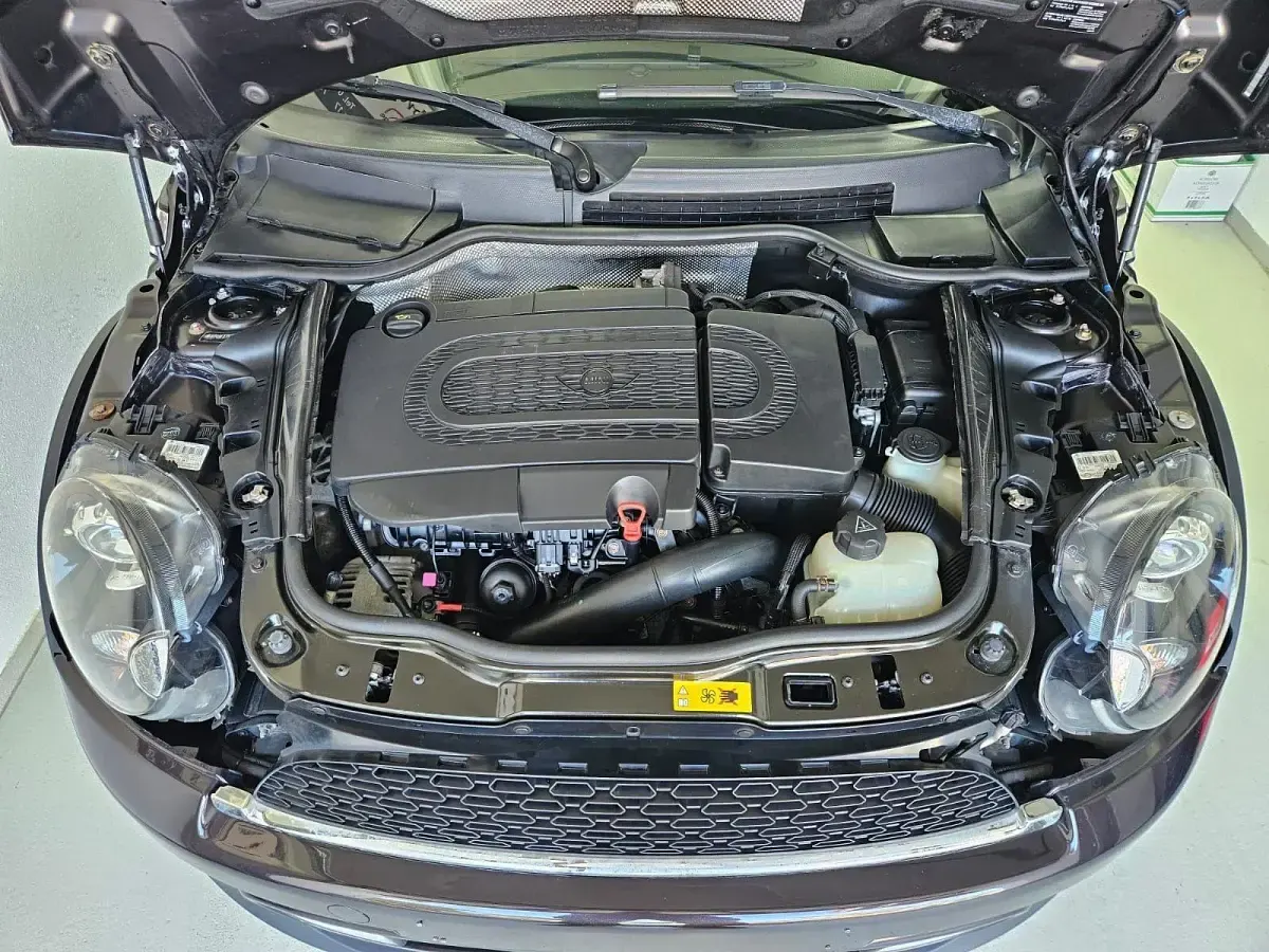 Usata Mini Cooper SD 143 CV (105 kW) 2013 Marrone Utilitaria