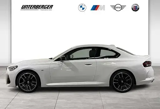Gebraucht BMW M240i M Sport 374 PS (275 kW) 2025 Alpinweiß uni Coupé