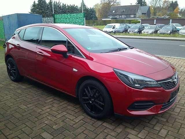 Gebraucht Opel Astra Elegance 145 PS (106 kW) 2020 Peperoncino red Kleinwagen