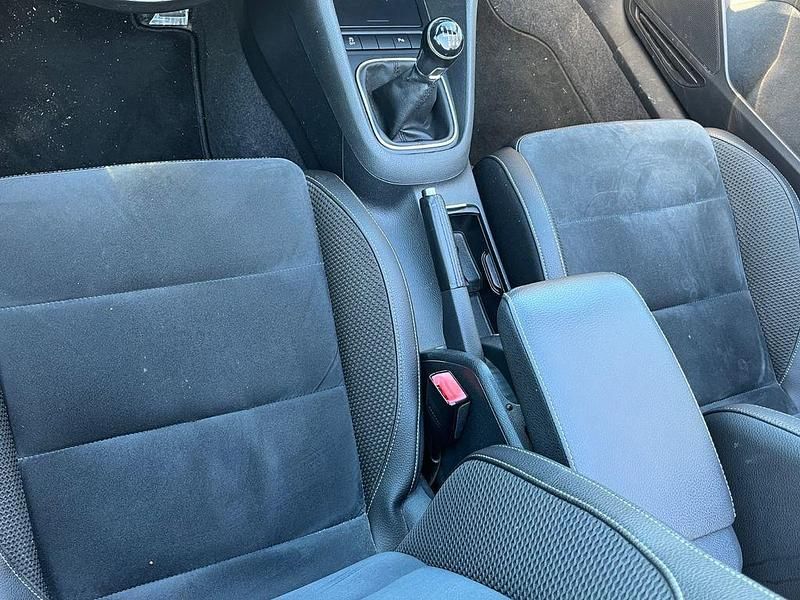 Gebraucht VW Golf Cabriolet 105 PS (77 kW) 2012 Silber Cabrio