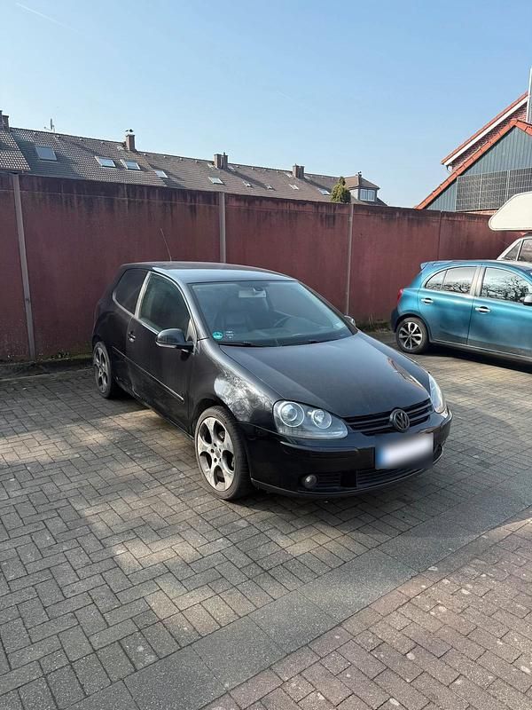 Gebraucht VW Golf V 80 PS (58 kW) 2006 Schwarz Kleinwagen