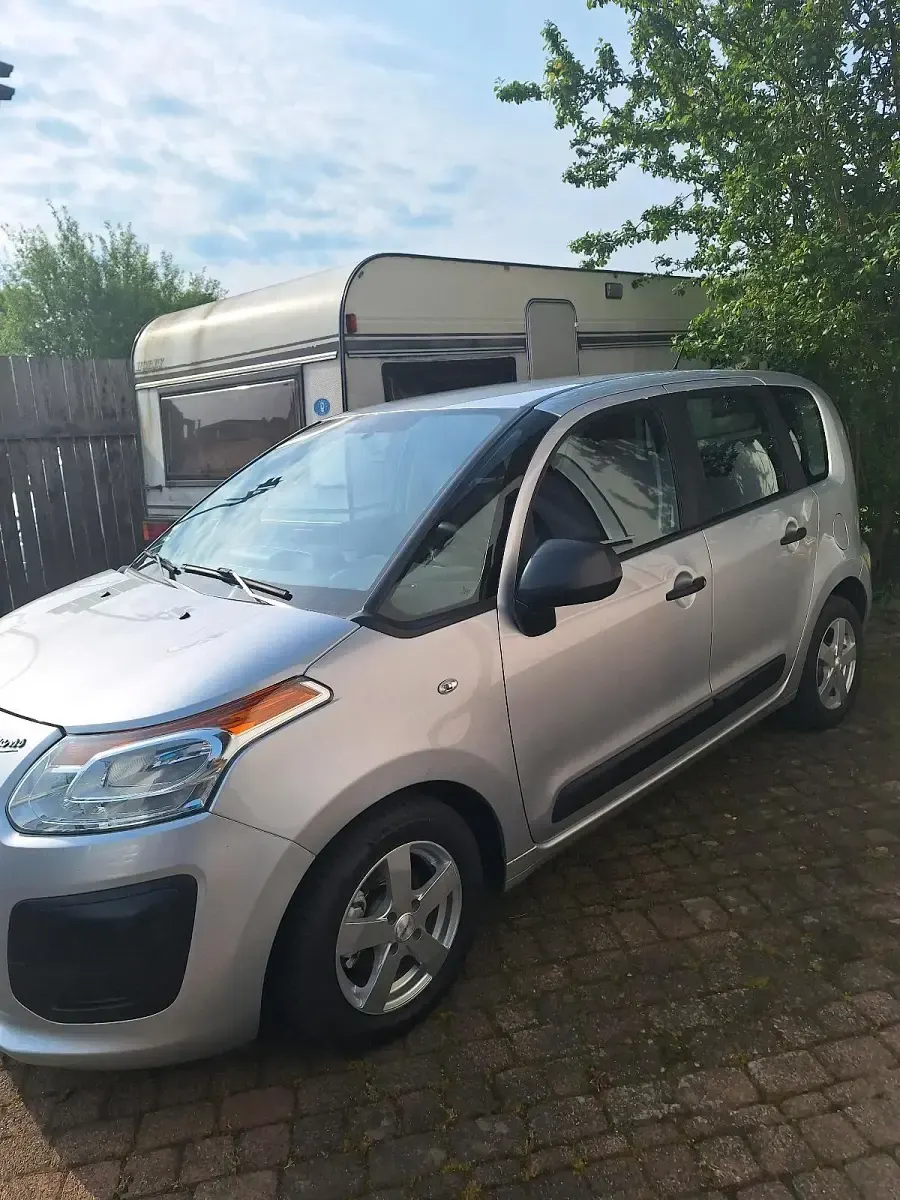 Gebraucht Citroën C3 SELECTION 95 PS (69 kW) 2013 Silber Van / Kleinbus