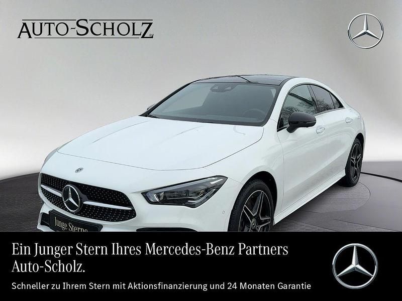 Weiß Gebraucht 2022 Mercedes CLA250e AMG Limousine | 34.483 € (Fairer Preis) - Bild 1/4