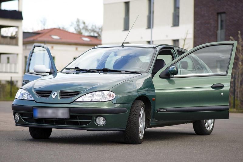 Brugt Renault Mégane II 107 HK (78 kW) 2002 Grøn Sedan