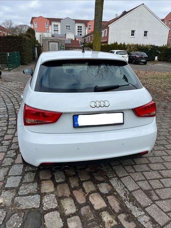 Gebraucht Audi A1 Sportback Ambition 122 PS (89 kW) 2012 Weiß Kleinwagen