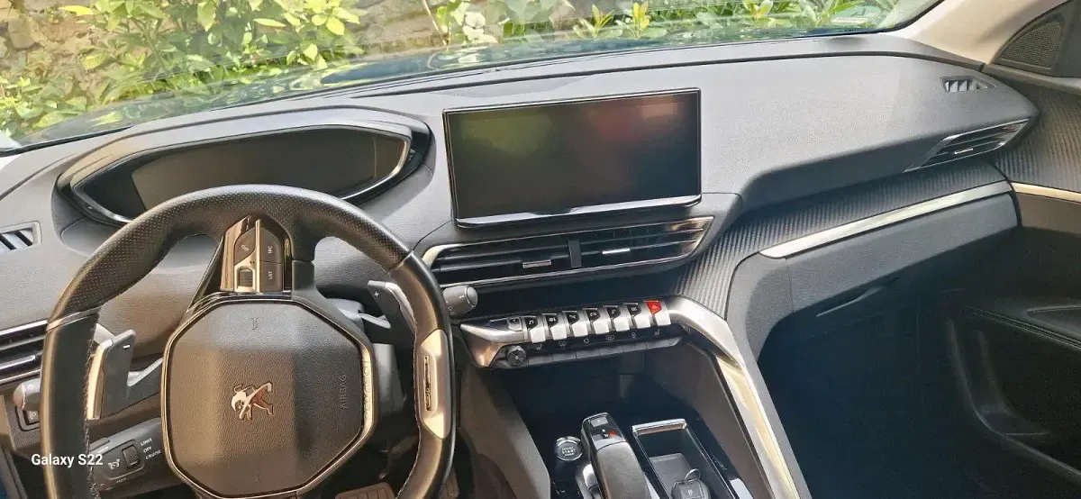 Gebraucht Peugeot 3008 180 PS (132 kW) 2022 Blau SUV