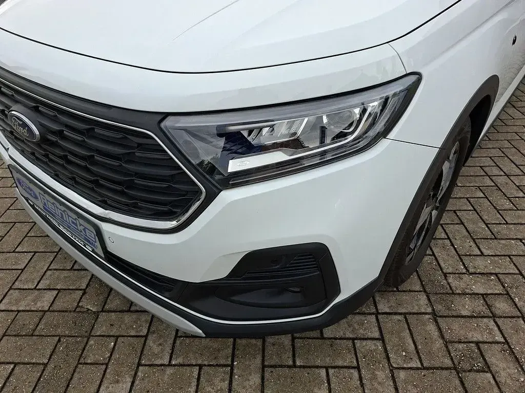Gebraucht Ford Grand Tourneo Connect Active 122 PS (89 kW) 2022 Weiß Van / Kleinbus
