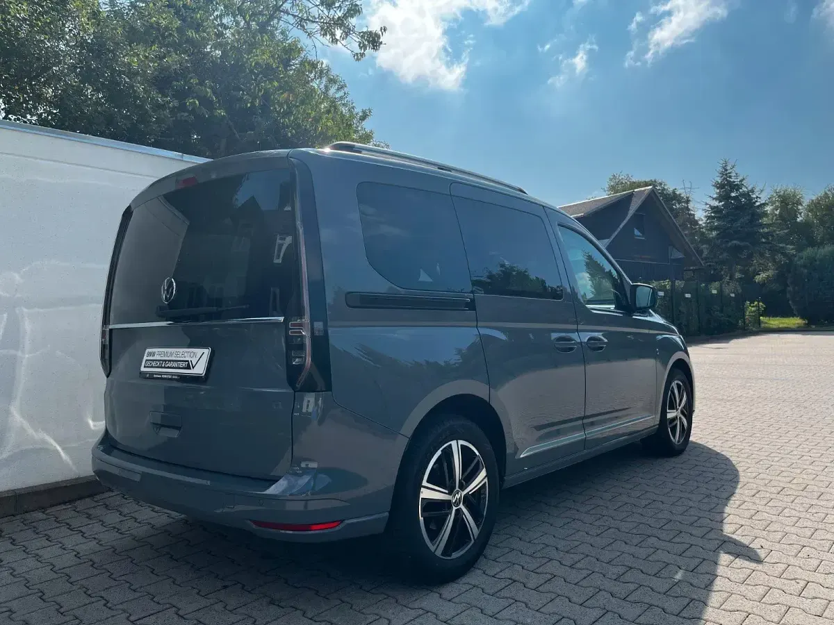 Gebraucht VW Caddy Pure 122 PS (89 kW) 2022 Grau Van / Kleinbus