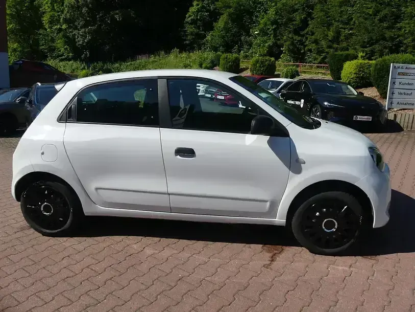 Gebraucht Renault Twingo 71 PS (52 kW) 2019 Weiß Kleinwagen