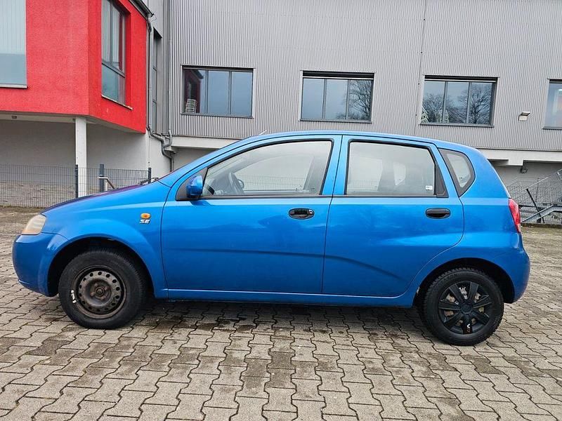 Gebraucht Chevrolet Kalos 83 PS (61 kW) 2003 Blau Limousine