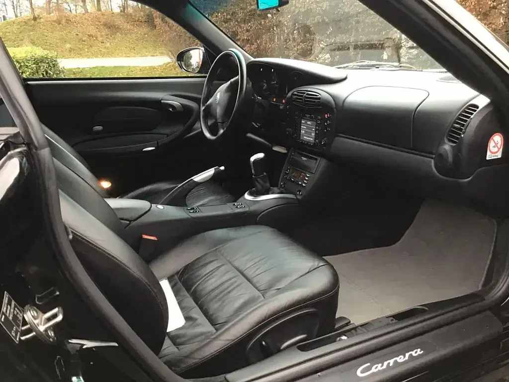 Brugt Porsche 996 300 HK (220 kW) 2000 Sort