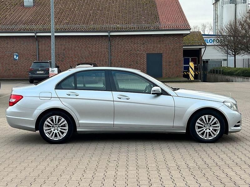 Gebraucht Mercedes C220 170 PS (125 kW) 2013 Silber Limousine