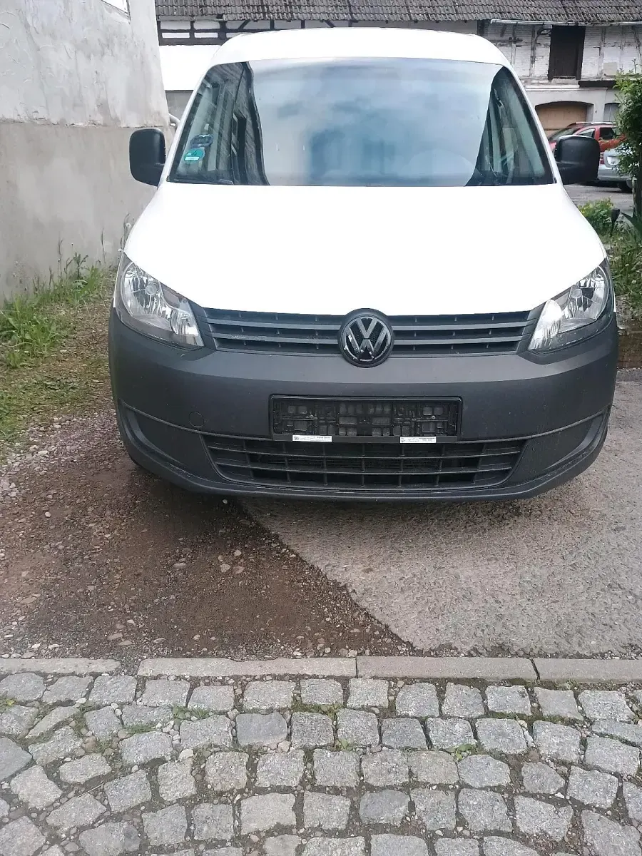 Gebraucht VW Caddy 102 PS (75 kW) 2012 Weiß Van / Kleinbus