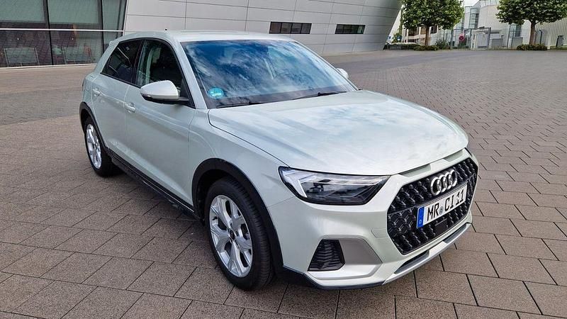 Gebraucht Audi A1 Comfort 95 PS (69 kW) 2024 Silber Kleinwagen