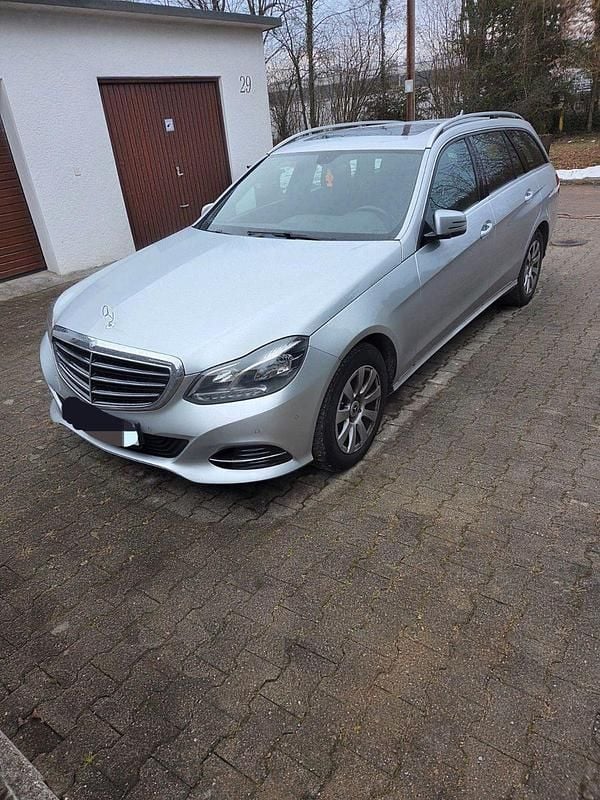 Gebraucht Mercedes E220 Edition 170 PS (125 kW) 2014 Silber Kombi
