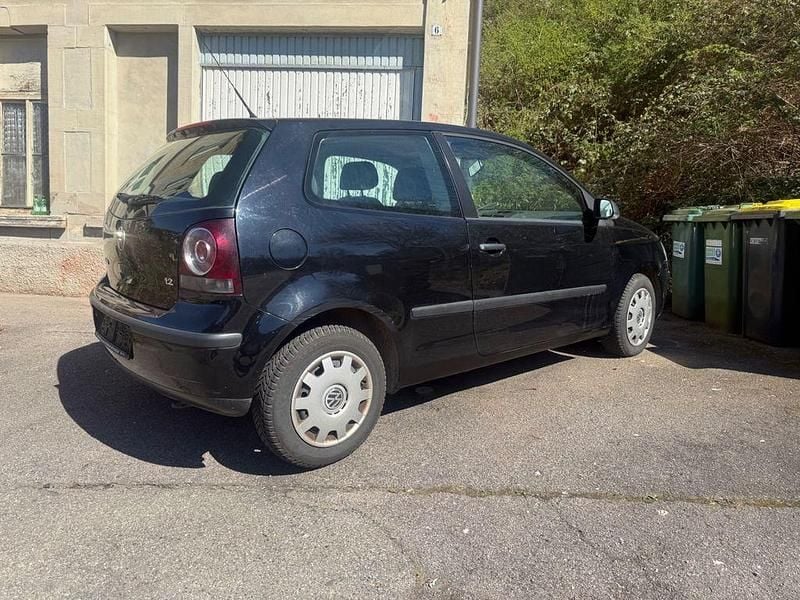 Gebraucht VW Polo Basis 64 PS (47 kW) 2006 Schwarz Kleinwagen