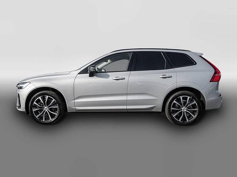 Gebraucht Volvo XC60 Plus 197 PS (144 kW) 2023 Silber SUV