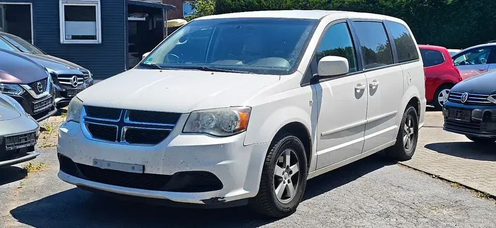 Gebraucht Dodge Grand Caravan 287 PS (211 kW) 2011 Weiß Van / Kleinbus
