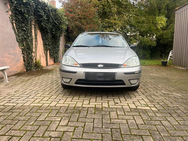 Gebraucht Ford Focus 75 PS (55 kW) 2004 Silber Kombi