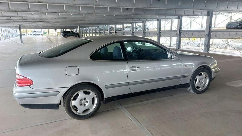 Gebraucht Mercedes CLK230 Elegance 193 PS (141 kW) 1998 Silber Coupé