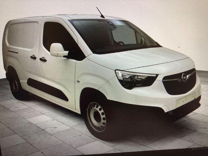 Gebraucht Opel Combo Edition 102 PS (75 kW) 2022 Weiß Kombi