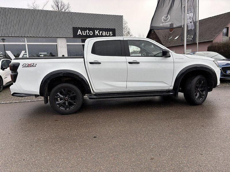 Gebraucht Isuzu D-Max 163 PS (119 kW) 2024 Splash white Pickup