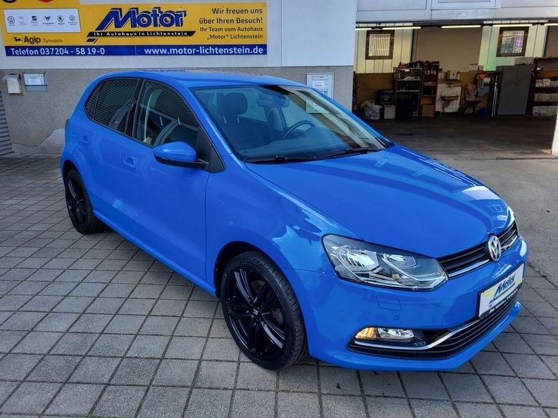 Blau Gebraucht 2015 VW Polo Highline Limousine | 12.850 € (Etwas zu teuer) - Bild 1/4