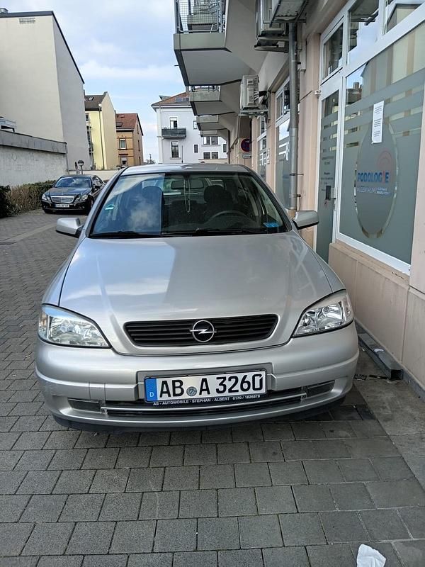 Gebraucht Opel Astra 84 PS (61 kW) 2001 Grau Limousine