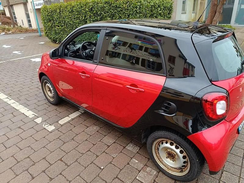 Gebraucht Smart ForFour Passion 90 PS (66 kW) 2018 Rot Kleinwagen