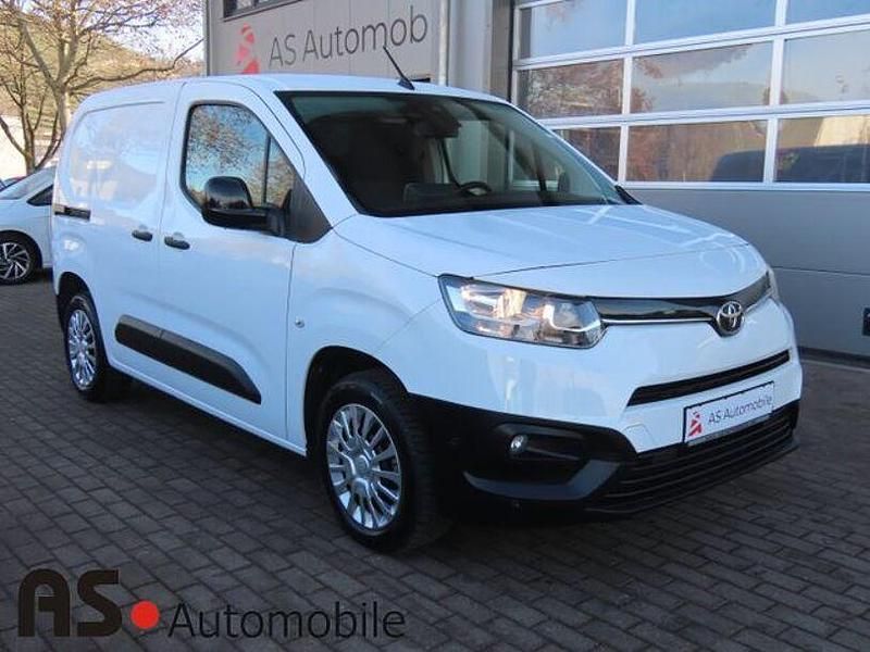 Arctic white Gebraucht 2022 Toyota Proace City City Van / Kleinbus | 12.790 € (Superpreis) - Bild 1/4